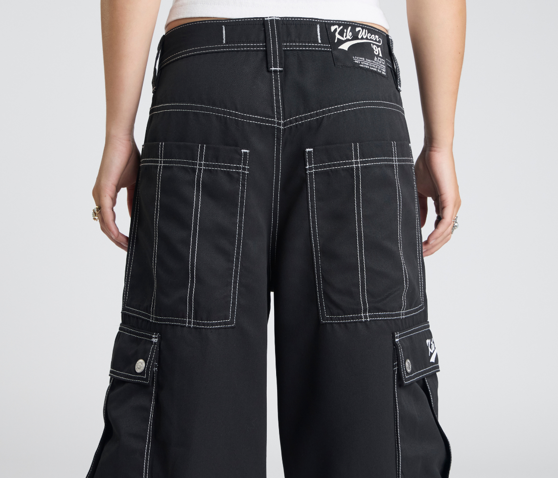 W HYDRO CHILL MICROSUEDE CARGO SHORT 15" INSEAM BLACK