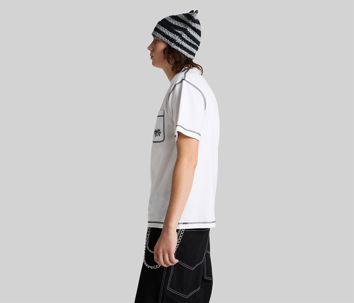 GRAFFITI EMBROIDERY POCKET TEE - WHITE