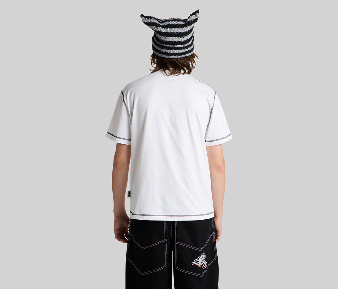 GRAFFITI EMBROIDERY POCKET TEE - WHITE