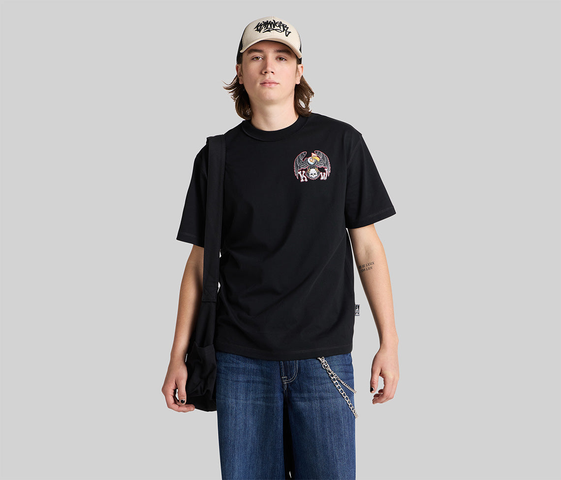 VULTURE REVERSE NECK GRAPHIC TEE - BLACK