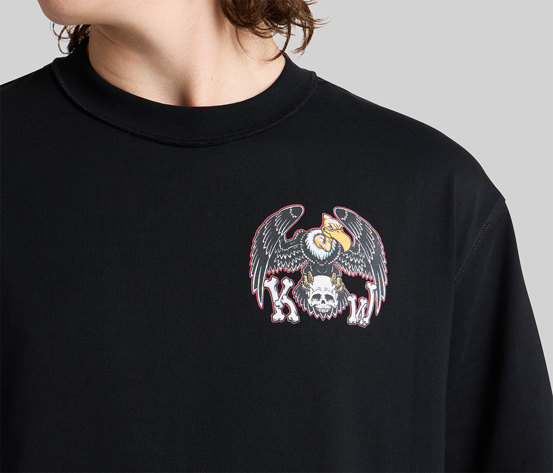 VULTURE REVERSE NECK GRAPHIC TEE - BLACK