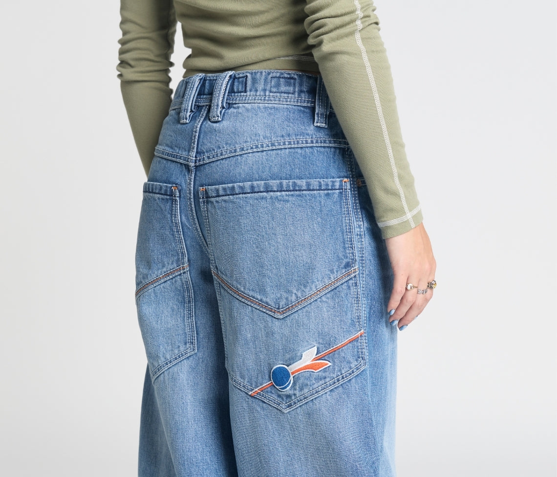 W SUPREME PLANET K 26" 90s MEDIUM WASH