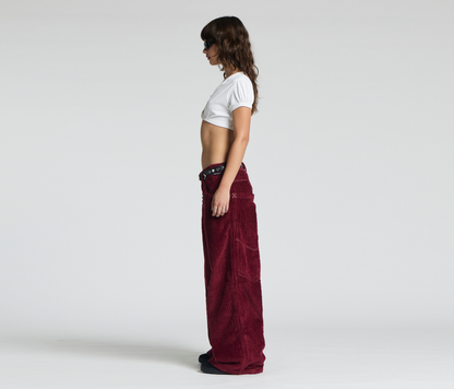 W SUPREME KORDZ 26" 3-WALE CORDUROY BURGUNDY