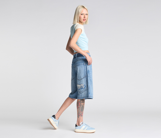 W SUPREME GRAFFITI JORT 15" 90s MEDIUM WASH