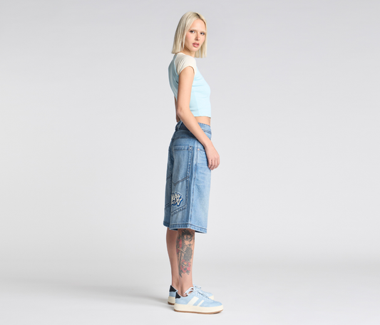 W SUPREME GRAFFITI JORT 15" 90s MEDIUM WASH