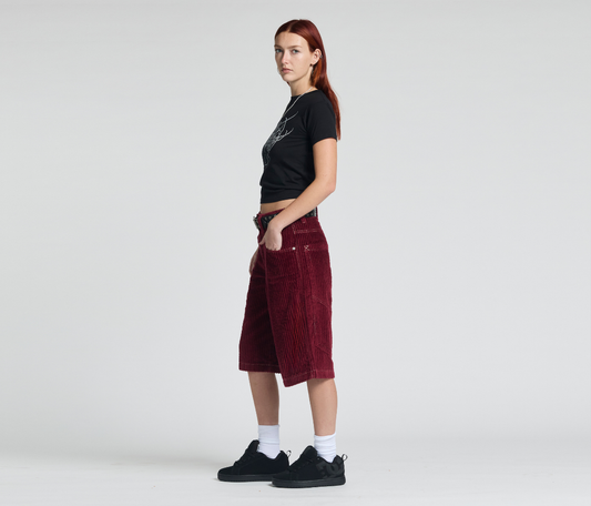 W GRAFFITI CORDUROY SHORT 15" INSEAM BURGUNDY