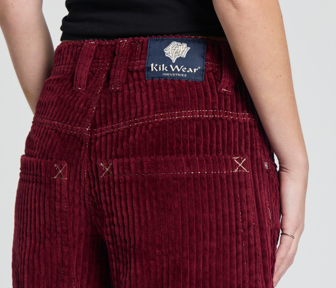 W GRAFFITI CORDUROY SHORT 15" INSEAM BURGUNDY