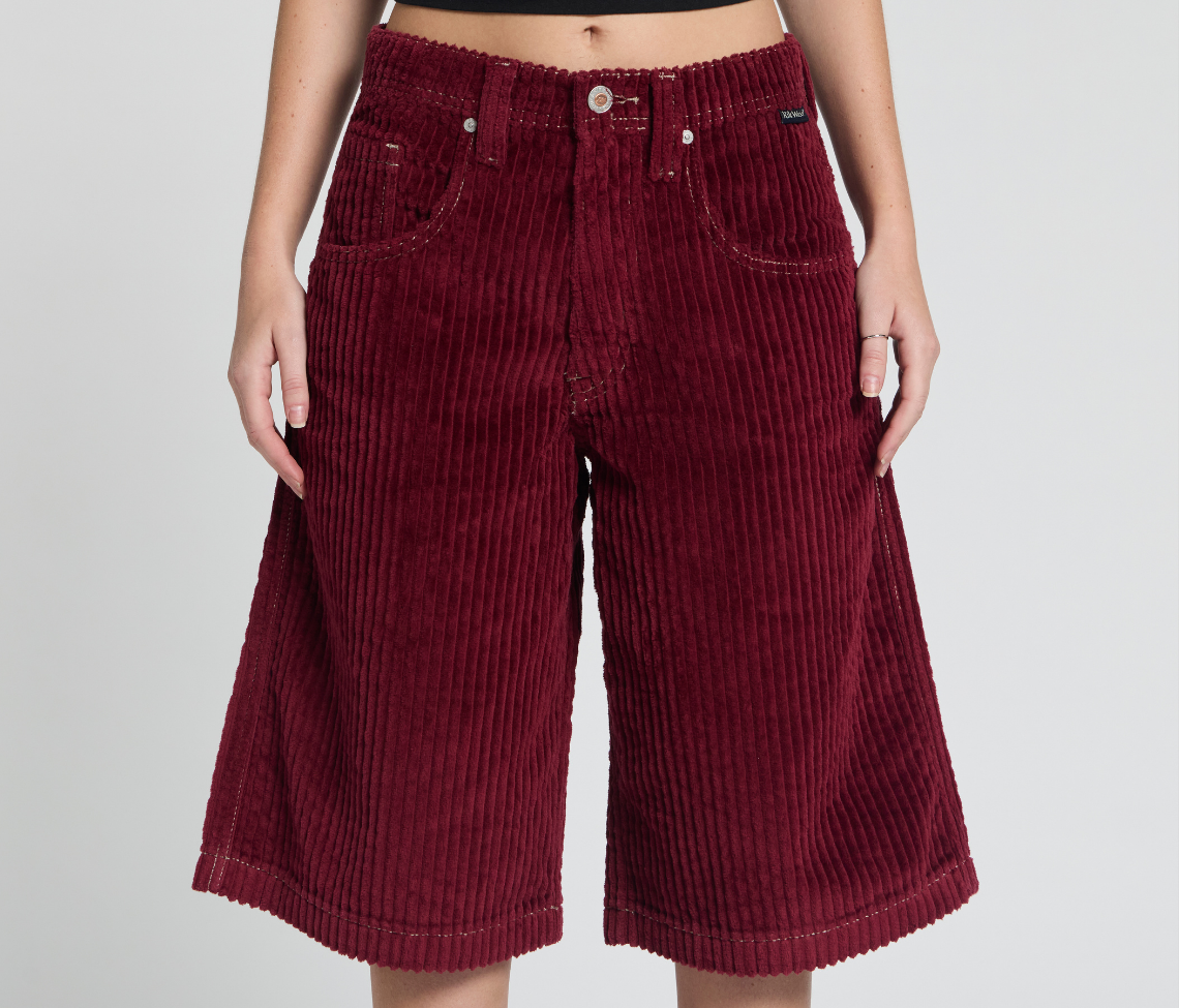 W GRAFFITI CORDUROY SHORT 15" INSEAM BURGUNDY