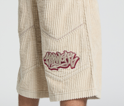 GRAFFITI CORDUROY SHORT 15