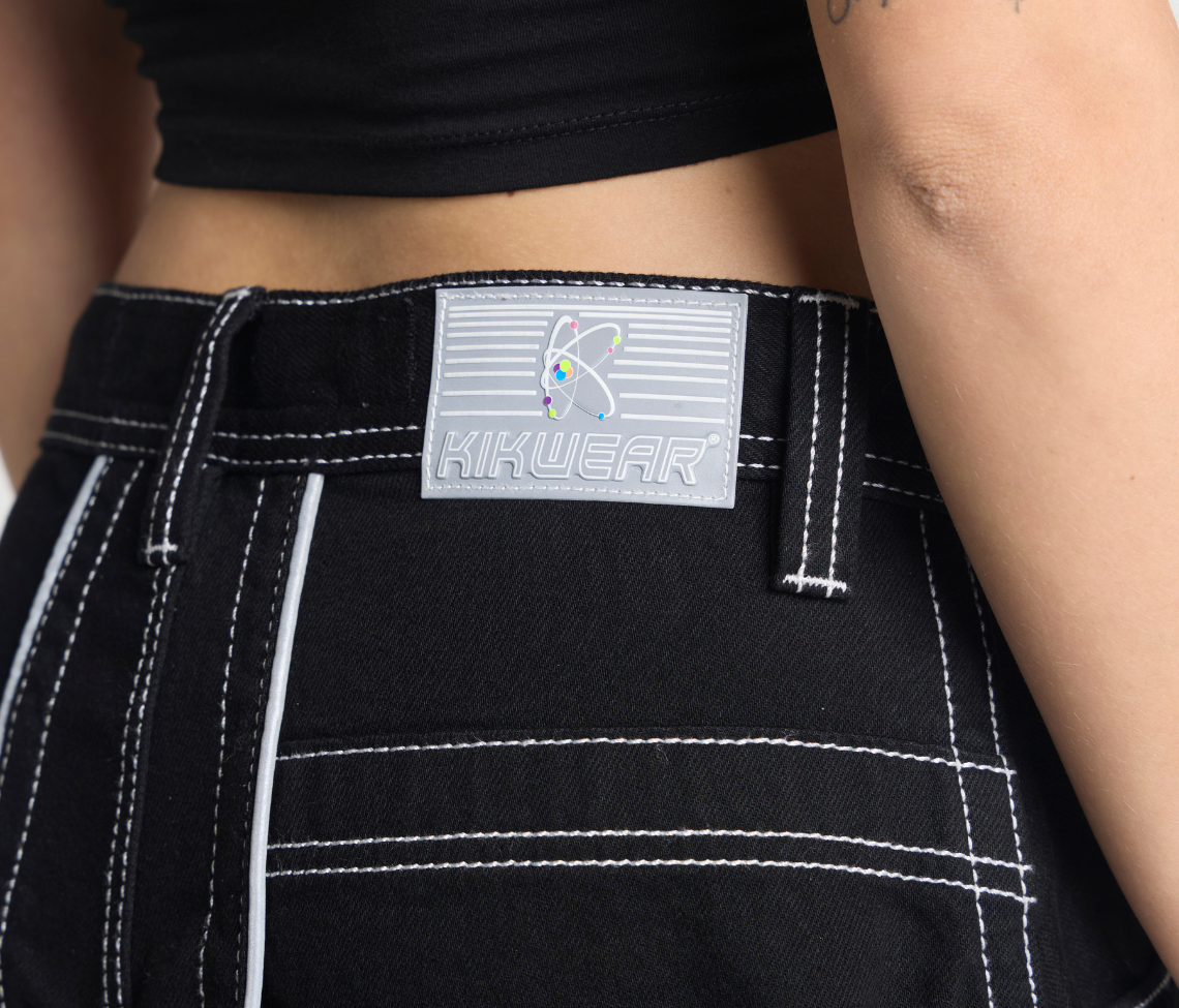 W ATOMIC 34" SUPER BLACK RINSE