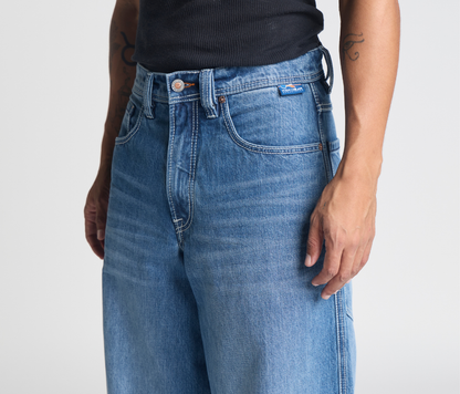 SUPREME PLANET K 26" 90s MEDIUM WASH