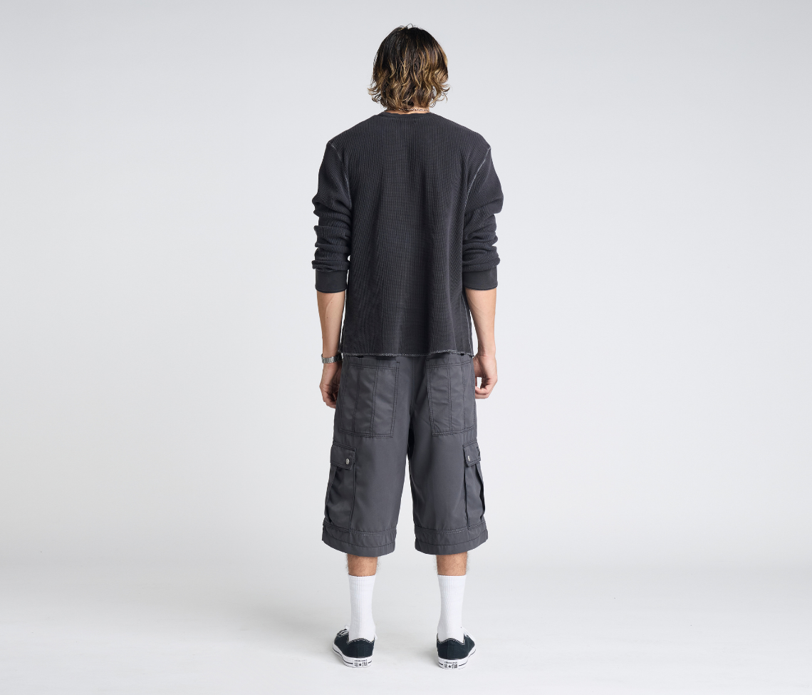 HYDRO CHILL MICROSUEDE CARGO SHORT 15" INSEAM CHARCOAL