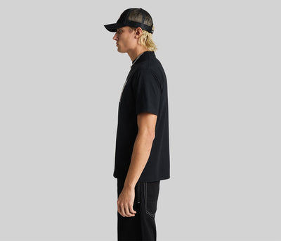 KIKWAVE SPACEWALK GRAPHIC TEE - BLACK