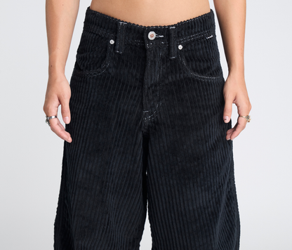 W SUPREME KORDZ 26" 3-WALE CORDUROY BLACK